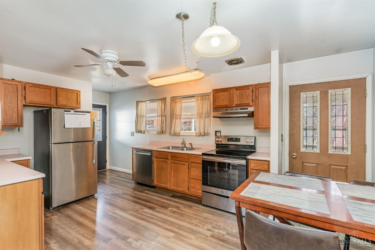 11471 Farmington Road Forest Park, OH 45240 - Photo 3 of 17