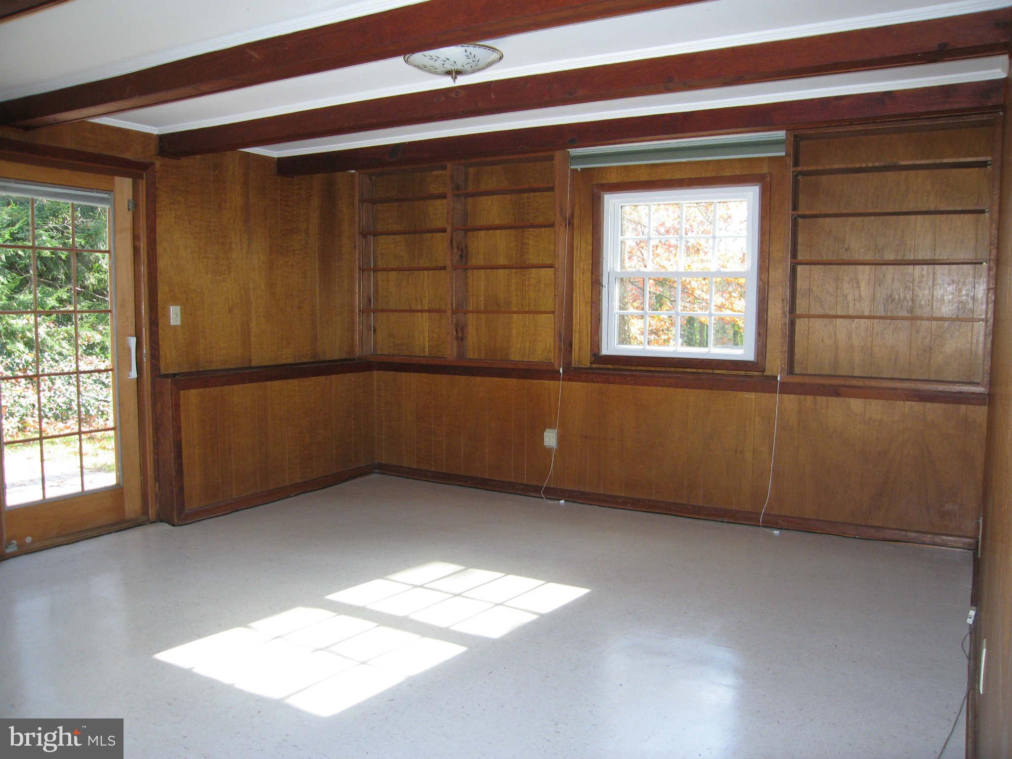 221 Margate Road Lutherville-Timonium, MD 21093 - Photo 14 of 25 Family Room
