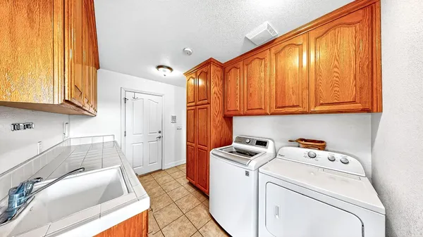 $2,195,000 | 770 Merriam Road, Hickman, CA 95323