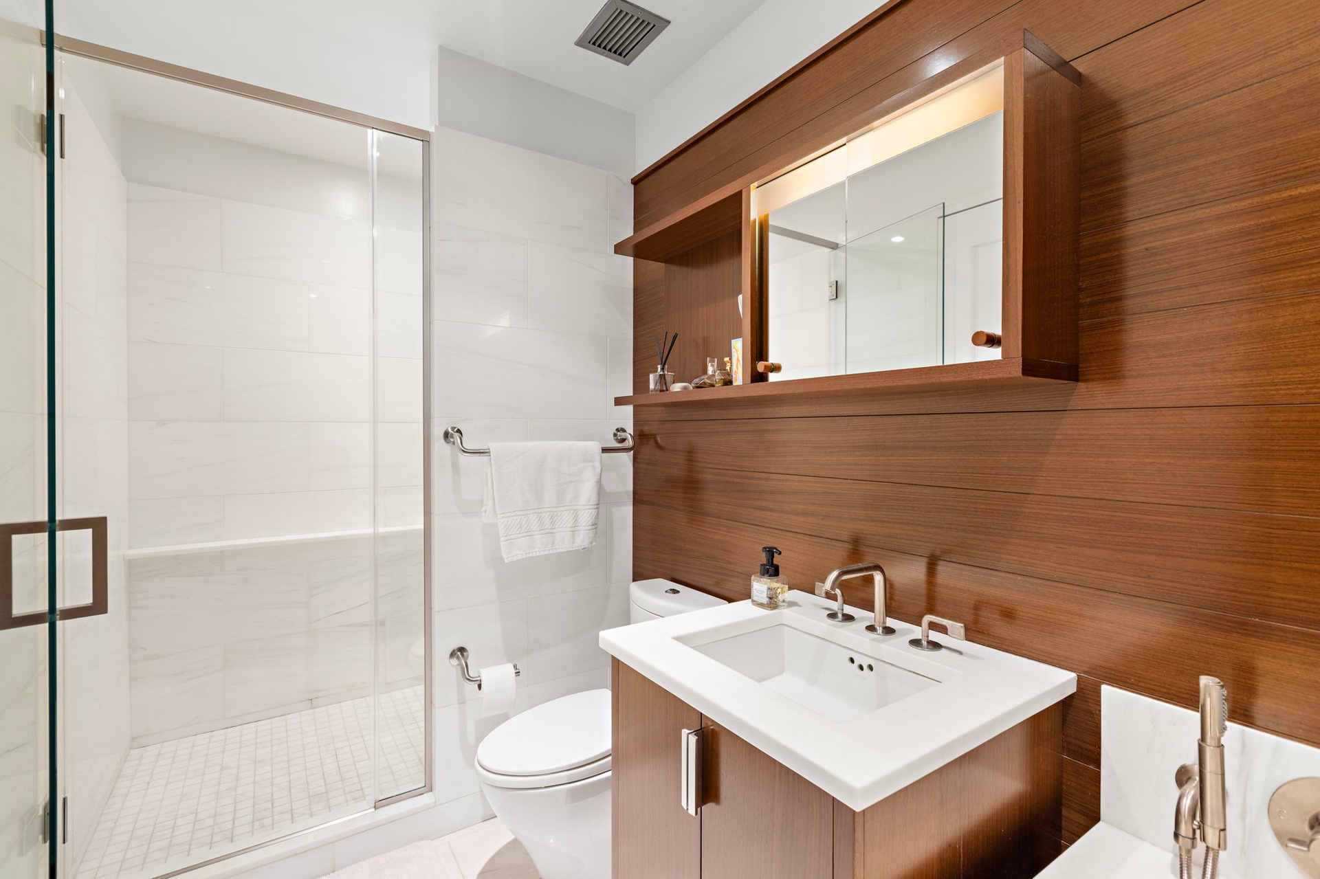 60 Riverside Boulevard, Unit 1106 Manhattan, NY 10069 - Photo 7 of 13