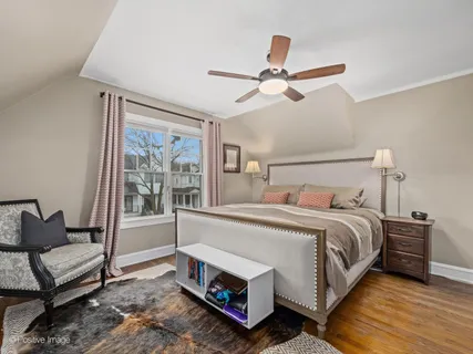 $1,050,000 | 2124 West Eastwood Avenue, Chicago, IL 60625