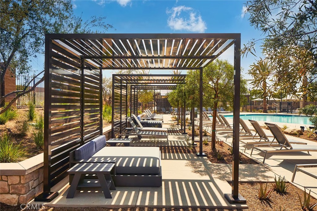 32136 Dymondia Way Temecula, CA 92591 - Photo 34 of 40 a view of outdoor space patio and outdoor kitchen