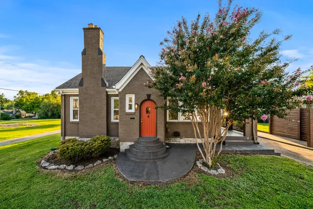 $624,900 | 1601 Dr DB Todd Jr Boulevard, Nashville, TN 37208