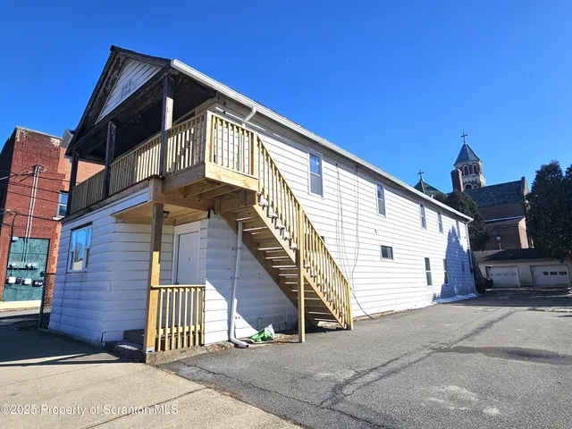 $950 | 125 North River Street, Unit A, Olyphant, PA 18447