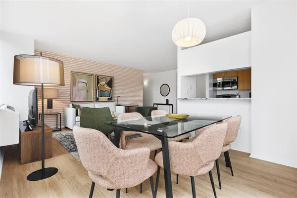 777 6th Avenue, Unit 17C | Chelsea