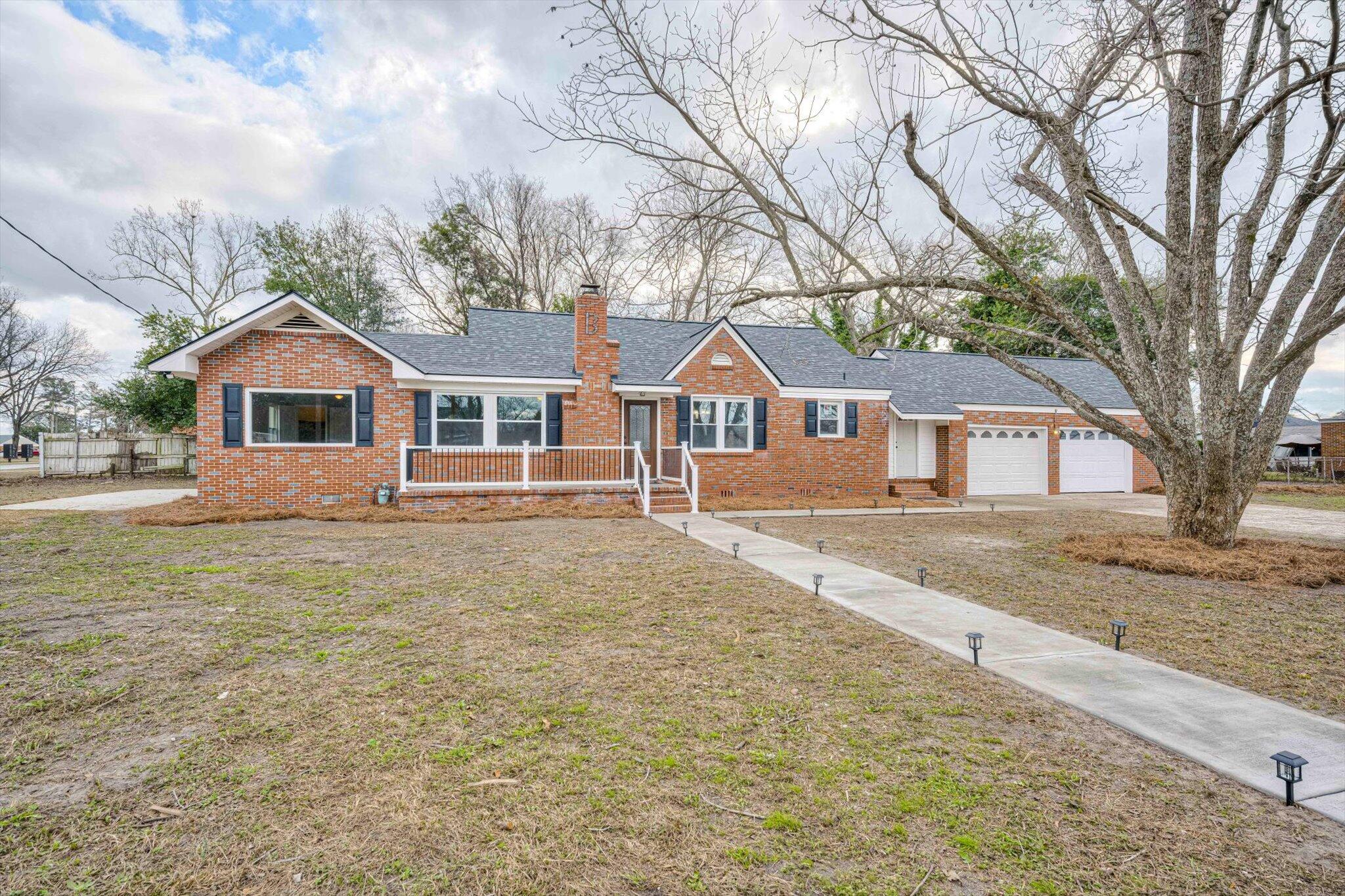 205 Hampton Avenue North Augusta, SC 29841 - Photo 3 of 35 01-001-