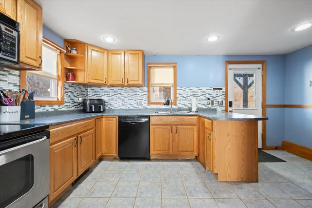 $339,900 | 169 Thornton Road, Bangor, ME 04401