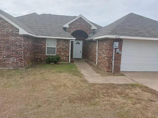 $279,000 | 1019 Balkan Drive, Lancaster, TX 75146