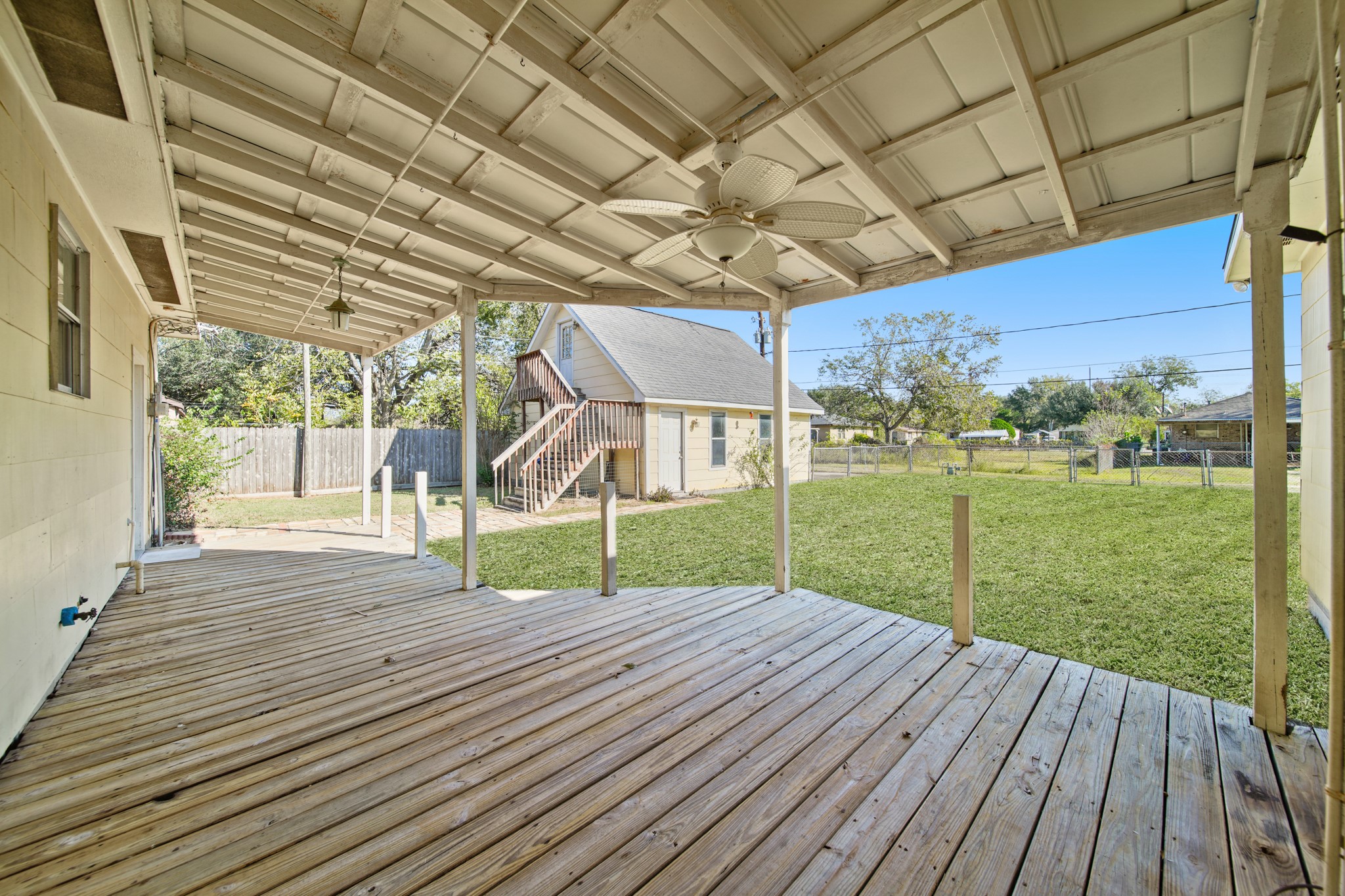 1811 Mulcahy Street Rosenberg, TX 77471 - Photo 21 of 25 a house with swimming pool in front of it