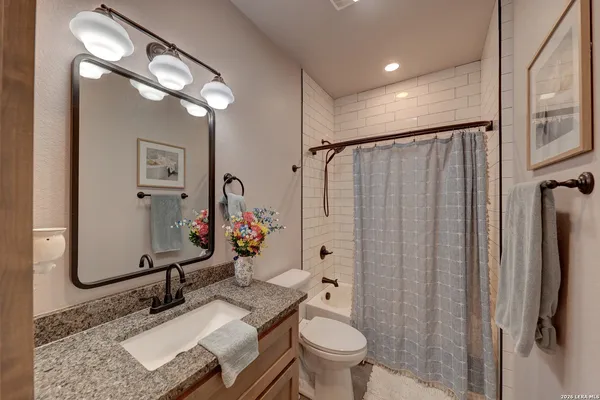 $564,900 | 110 Scott Branch Road, Harper, TX 78631