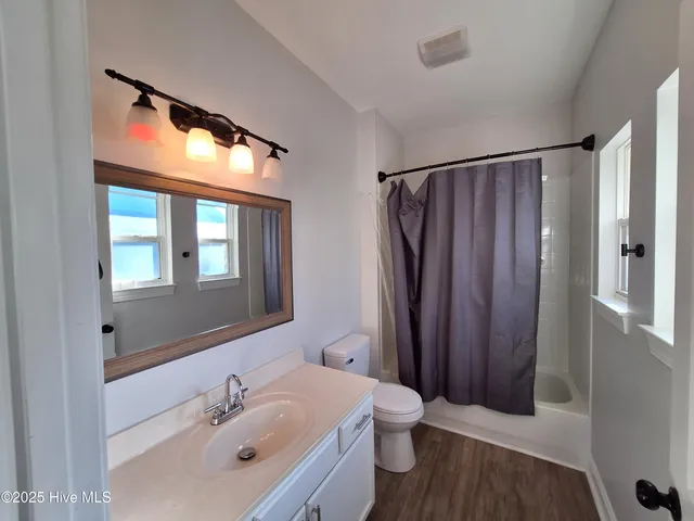 $1,800 | 933 South 8th Street, Wilmington, NC 28401