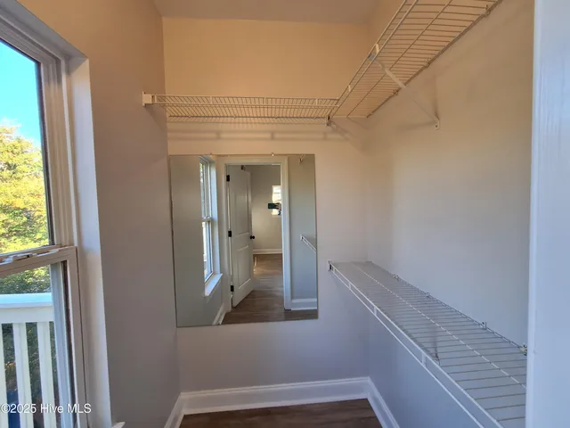 $1,800 | 933 South 8th Street, Wilmington, NC 28401