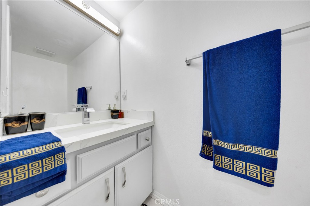 5320 Peck Road, Unit 12 El Monte, CA 91732 - Photo 11 of 26 Gallery Image 11