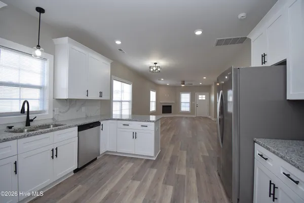 $1,800 | 704 Abigail Taylor Drive, Unit B, Greenville, NC 27834