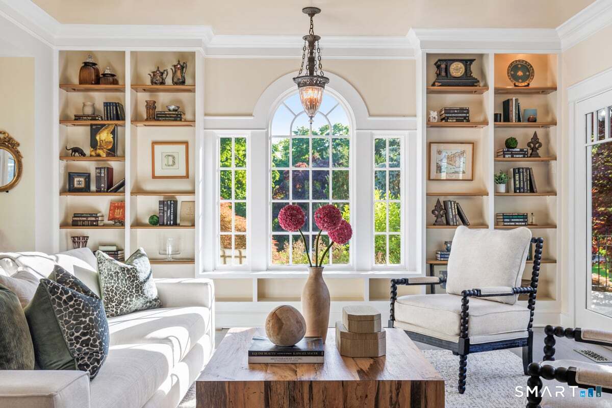 83 Long Lots Road New Canaan, CT 06840 - Photo 8 of 38