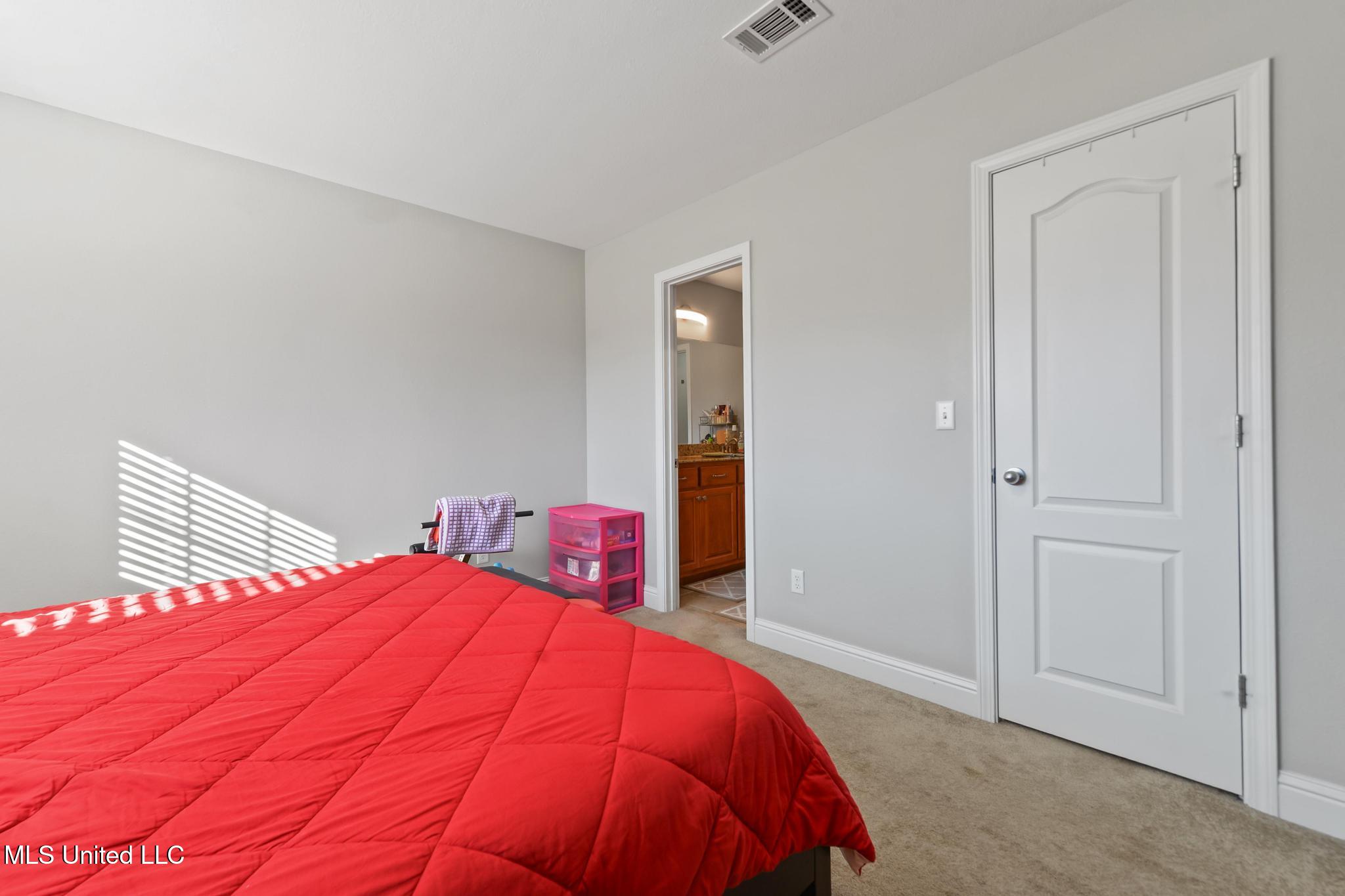 7216 Larkin Place West Biloxi, MS 39532 - Photo 12 of 33 7216 W Larkin Place-12