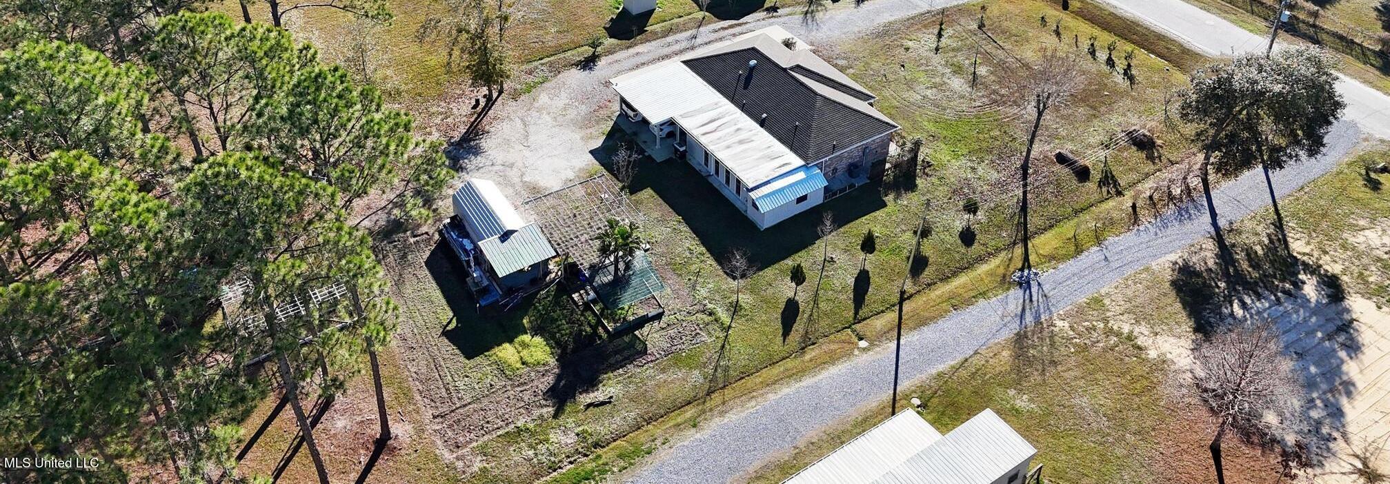 7216 Larkin Place West Biloxi, MS 39532 - Photo 28 of 33 7216 W Larkin Place-28