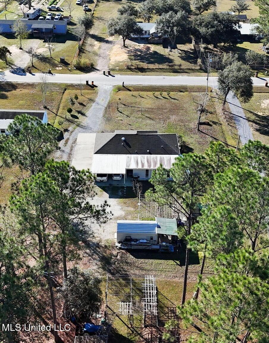7216 Larkin Place West Biloxi, MS 39532 - Photo 29 of 33 7216 W Larkin Place-29