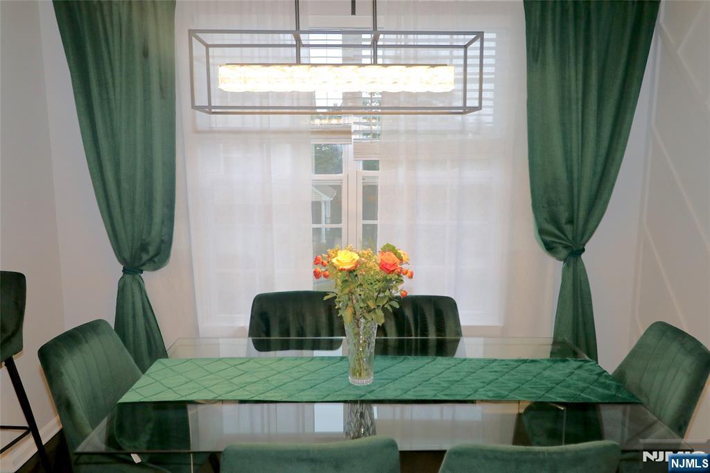 163 Conover Terrace Lebanon, NJ 08833 - Photo 23 of 23 a room with furniture and a potted plant