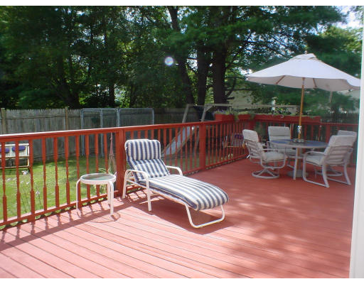51 Essex Road Sharon, MA 02067 - Photo 14 of 18 Gallery Image 14