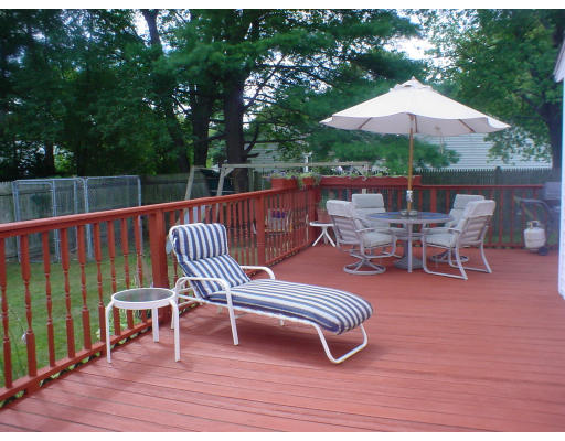 51 Essex Road Sharon, MA 02067 - Photo 17 of 18 Gallery Image 17