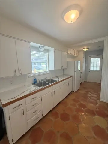 $1,750 | 610 North Eugenia Street, Orange Grove, TX 78372