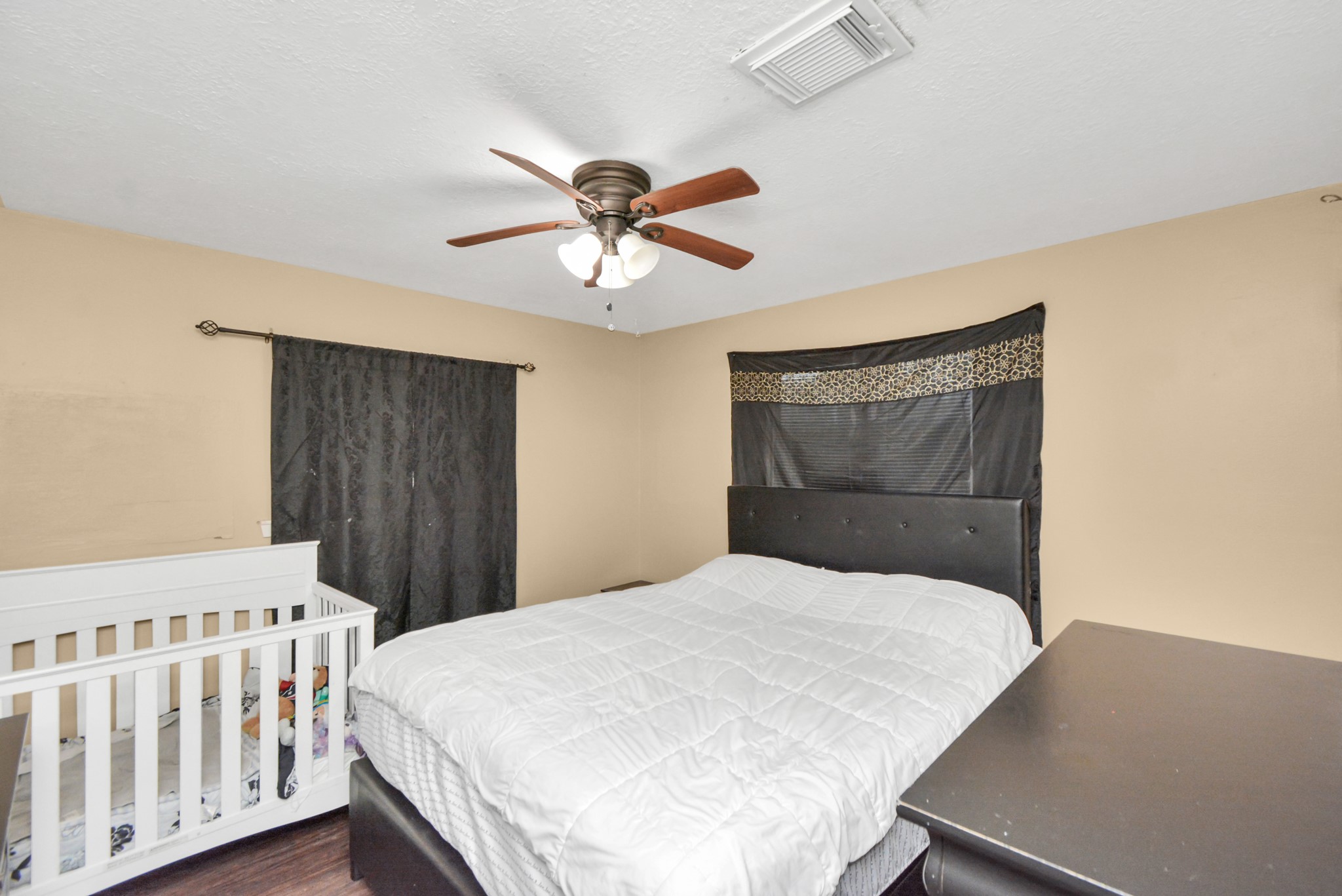 2706 Harvard Street Pasadena, TX 77502 - Photo 7 of 35