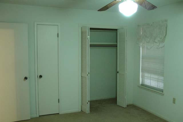 3845 Poverty Creek Road Crestview, FL 32539 - Photo 11 of 32 a view of an entryway