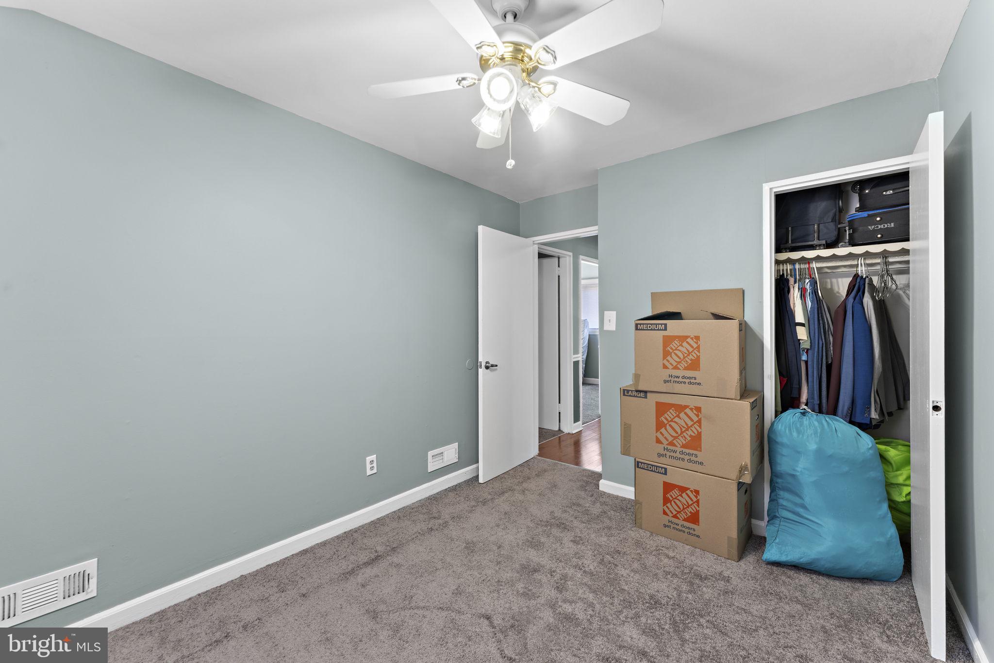 12911 Valleywood Drive Silver Spring, MD 20906 - Photo 14 of 43 a utility room with dryer and washer