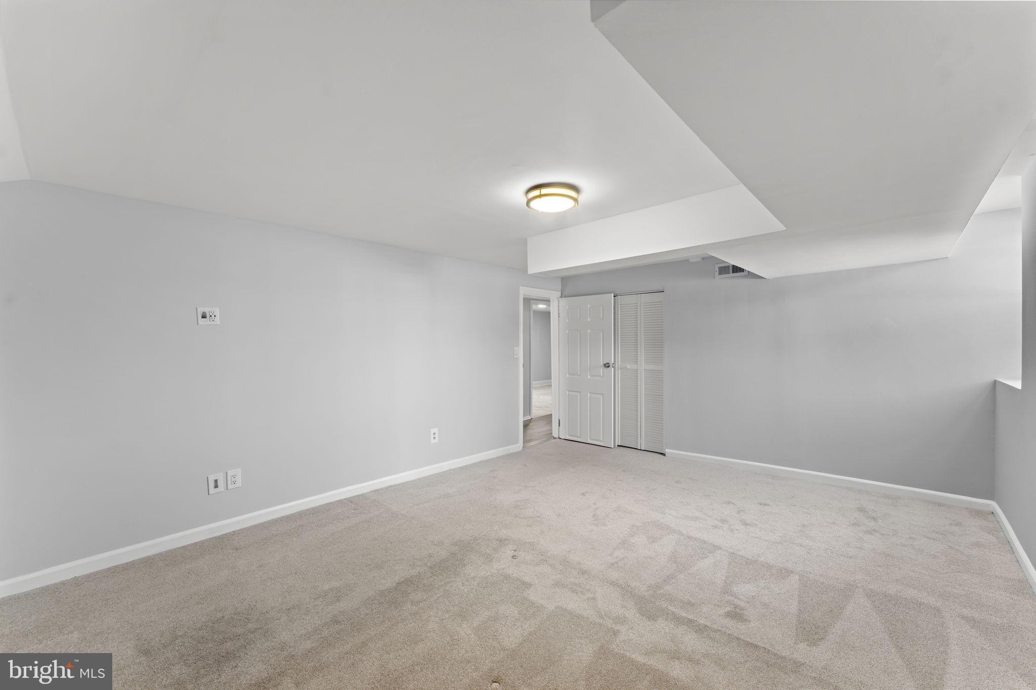 12911 Valleywood Drive Silver Spring, MD 20906 - Photo 24 of 43 a view of an empty room
