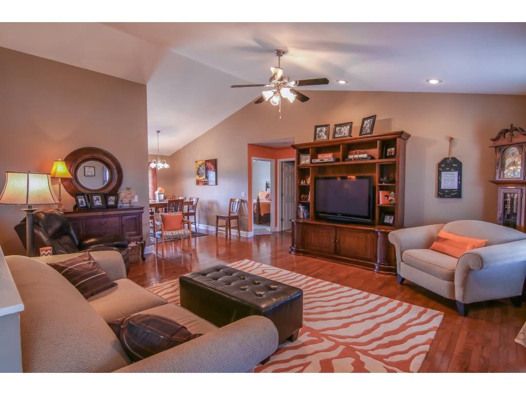 367 Walkers Bend Road Gray, TN 37615 - Photo 7 of 23 Huge Great Room wHW Floors
