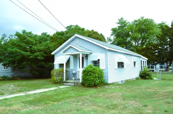 $365,000 | 327 Desoto Avenue, Villas, NJ 08251