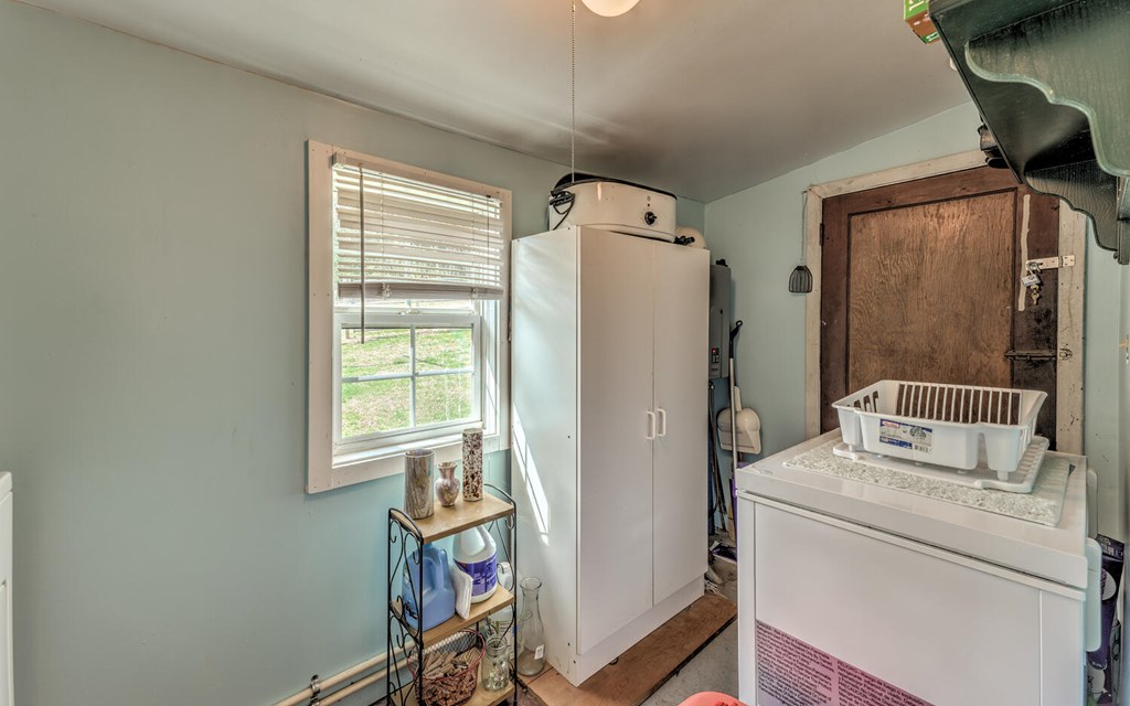185 Little Wolfcreek Road Murphy, NC 28906 - Photo 29 of 54