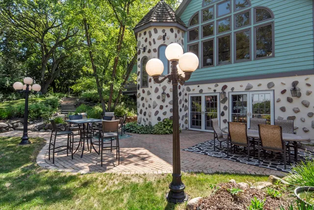 $3,099,000 | W335N5511 Island View Lane, Merton, WI 53058