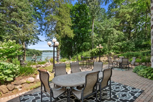 $3,099,000 | W335N5511 Island View Lane, Merton, WI 53058