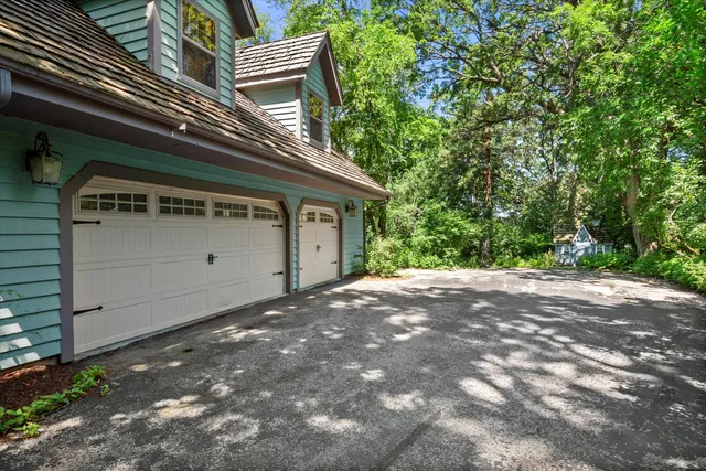 $3,099,000 | W335N5511 Island View Lane, Merton, WI 53058