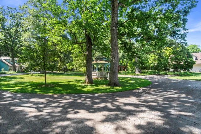 $3,099,000 | W335N5511 Island View Lane, Merton, WI 53058