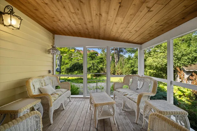 $3,099,000 | W335N5511 Island View Lane, Merton, WI 53058