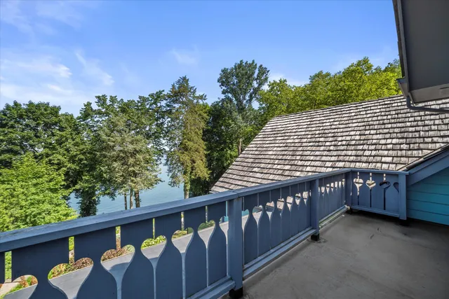 $3,099,000 | W335N5511 Island View Lane, Merton, WI 53058