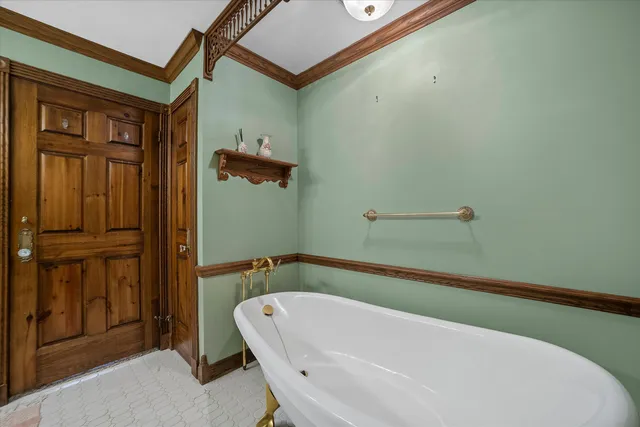 $3,099,000 | W335N5511 Island View Lane, Merton, WI 53058