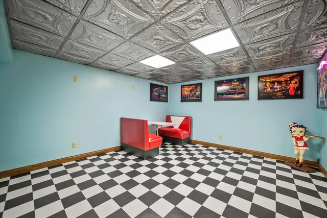 $3,099,000 | W335N5511 Island View Lane, Merton, WI 53058