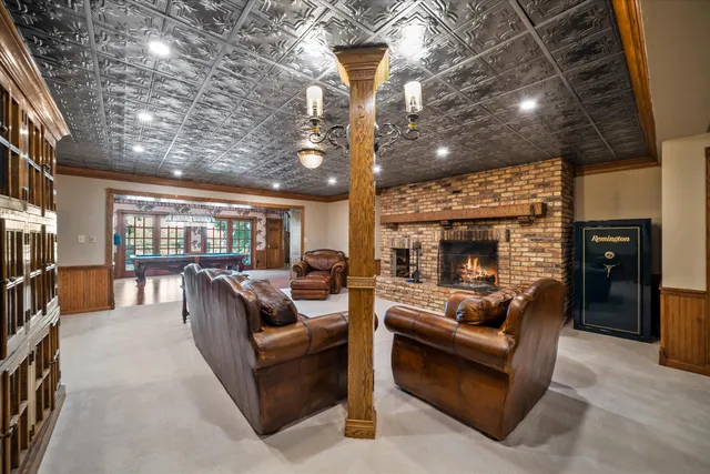 $3,099,000 | W335N5511 Island View Lane, Merton, WI 53058