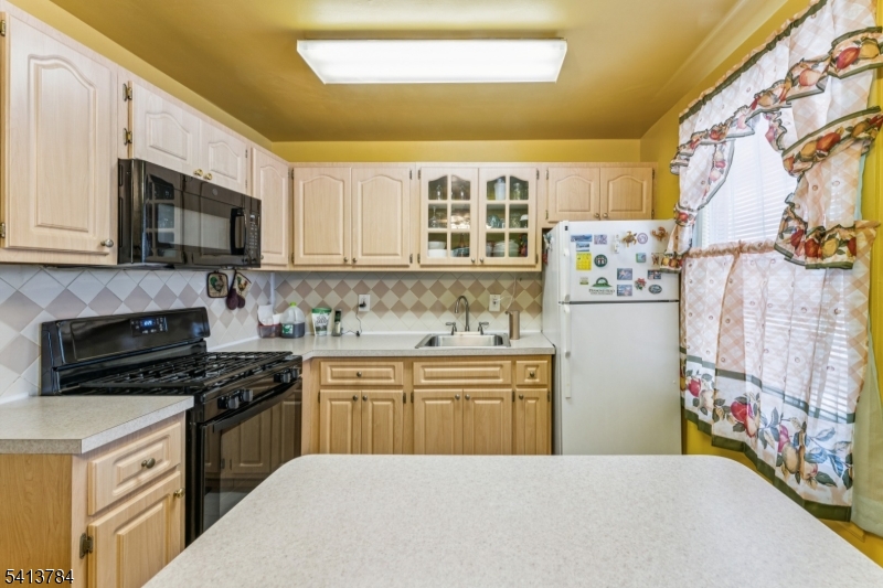 925 East Front Street, Unit 66 Plainfield, NJ 07062 - Photo 8 of 20