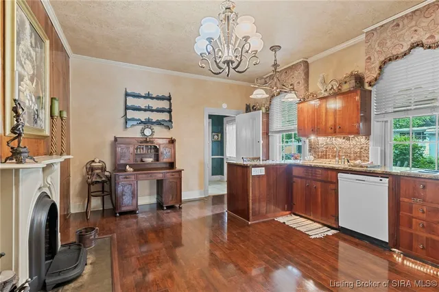 $675,000 | 416 East 2nd Street, Madison, IN 47250