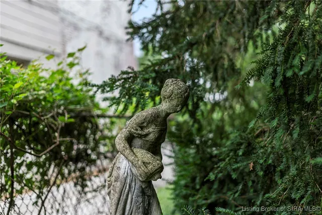 $675,000 | 416 East 2nd Street, Madison, IN 47250