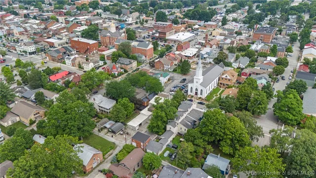 $675,000 | 416 East 2nd Street, Madison, IN 47250