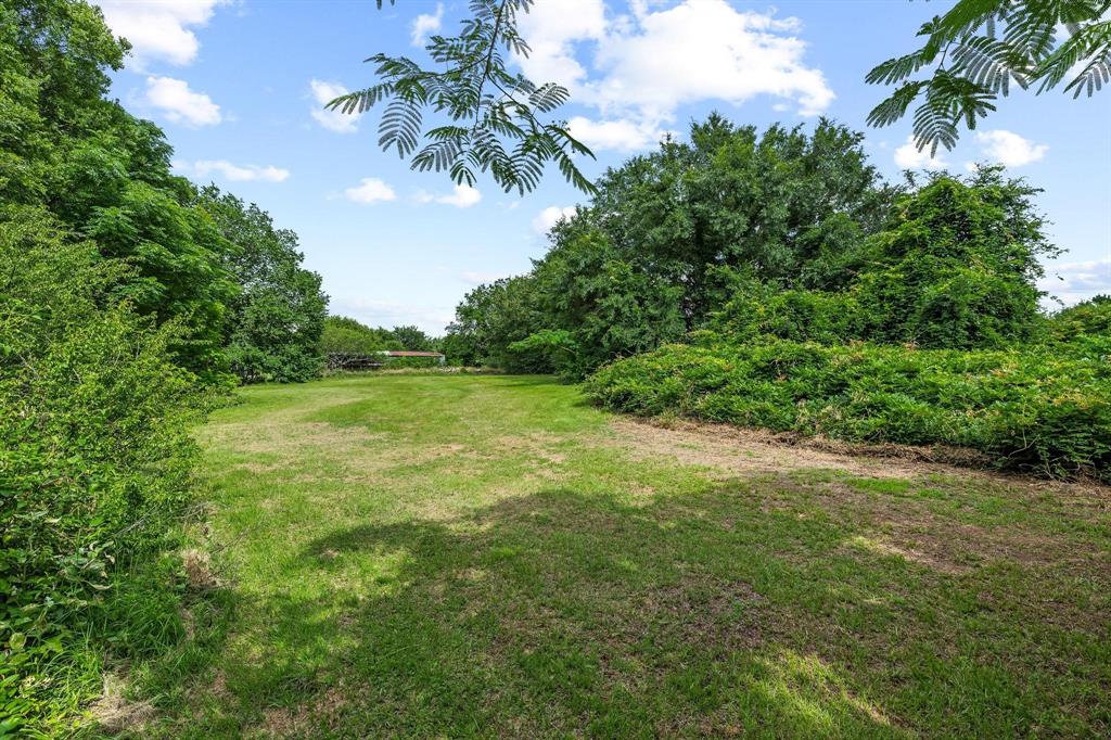 2406 Loy Lake Road Denison, TX 75020 - Photo 32 of 33