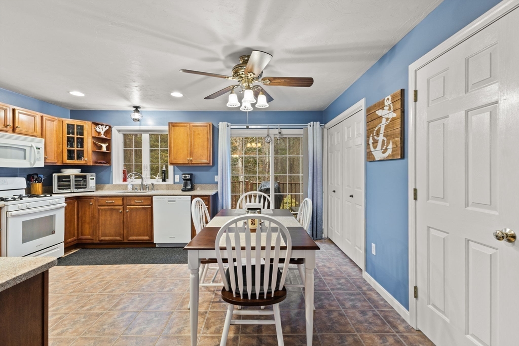 32 Ridge Drive, Unit 32 Middleboro, MA 02346 - Photo 10 of 41 Gallery Image 10