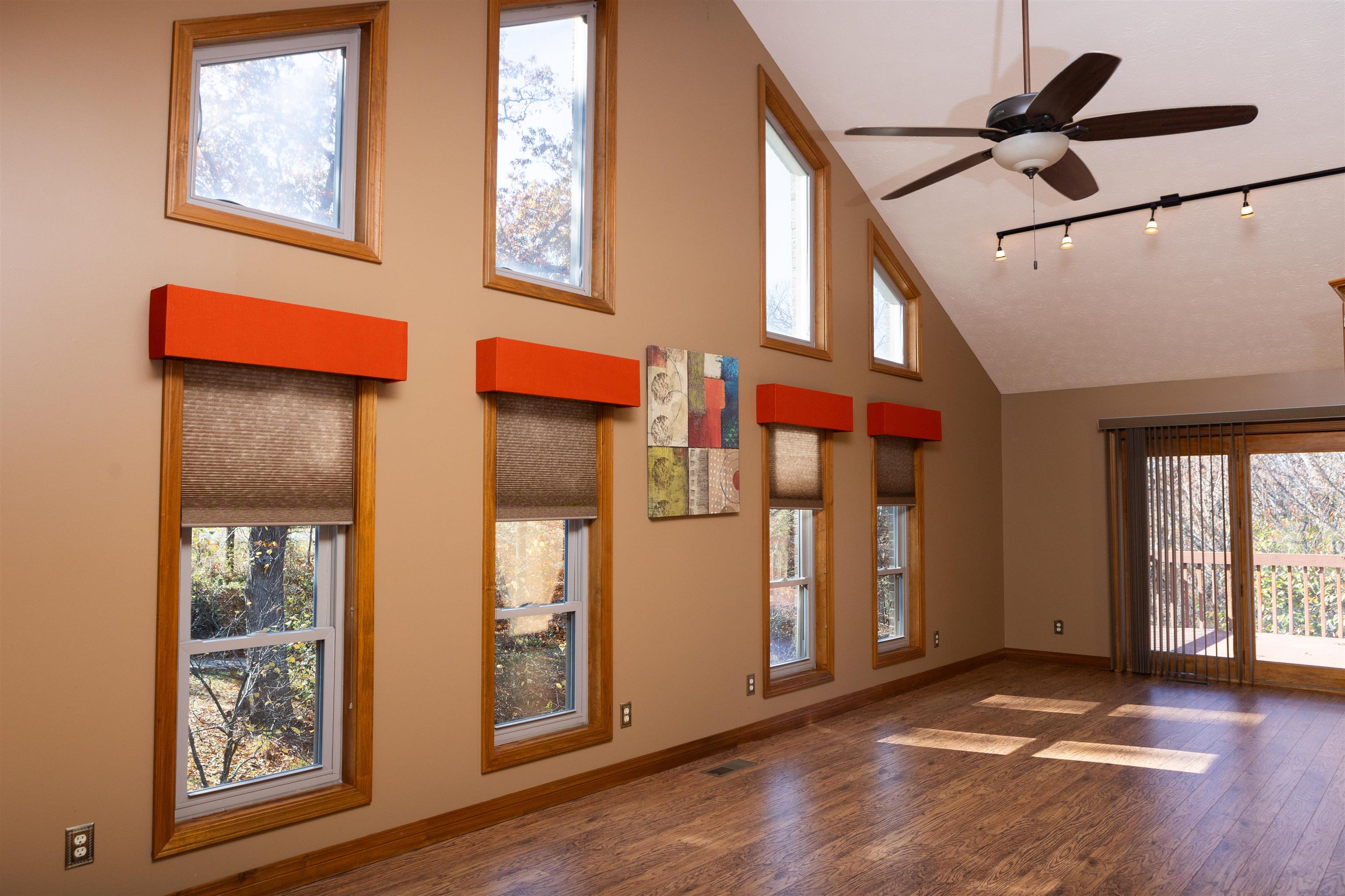 145 Trenol Road Milton, WV 25541 - Photo 4 of 32 Gallery Image 4