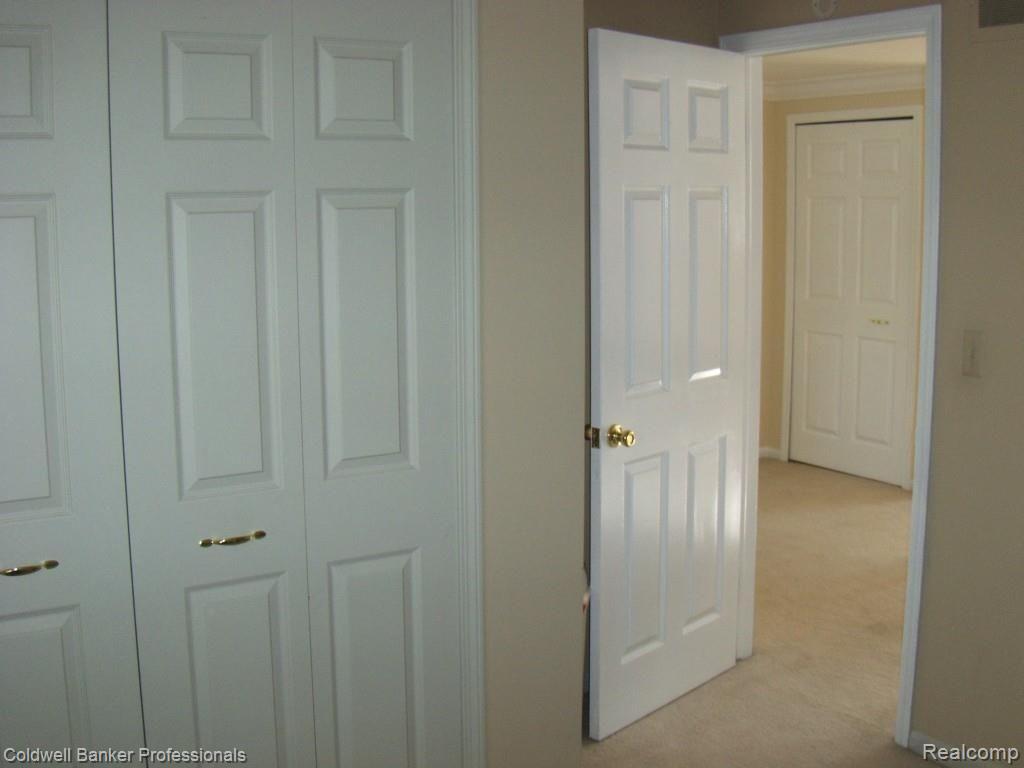 1551 Crooks Road Rochester, MI 48309 - Photo 32 of 33 Bedroom 4